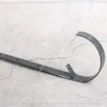 Крючок для желоба из металла